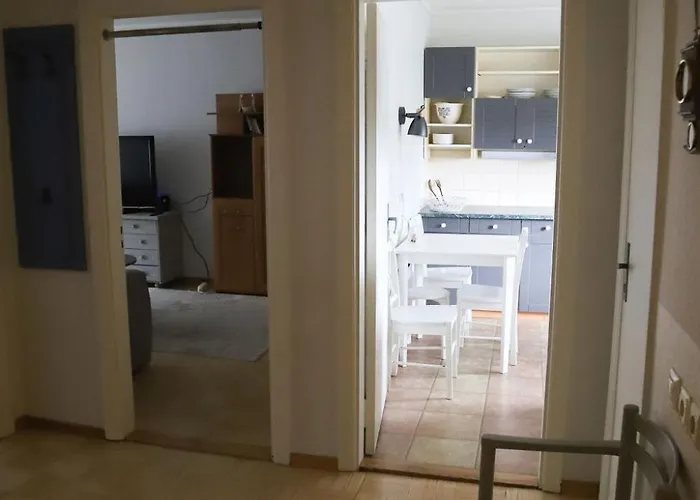 Vabaduse - Külaliskorter Kärdlas Apartamento *